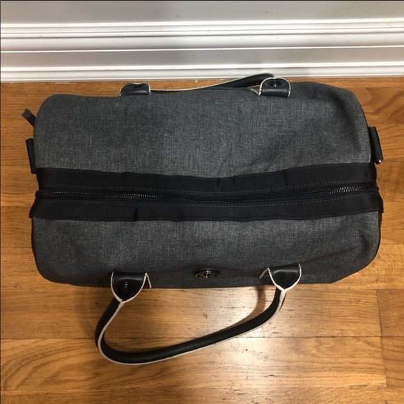 Lululemon bag - Picture 3 of 8